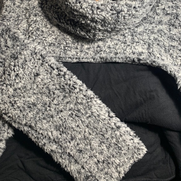 FREE‎ PEOPLE  |  Sherpa Pullover Cowl - Picture 9 of 9